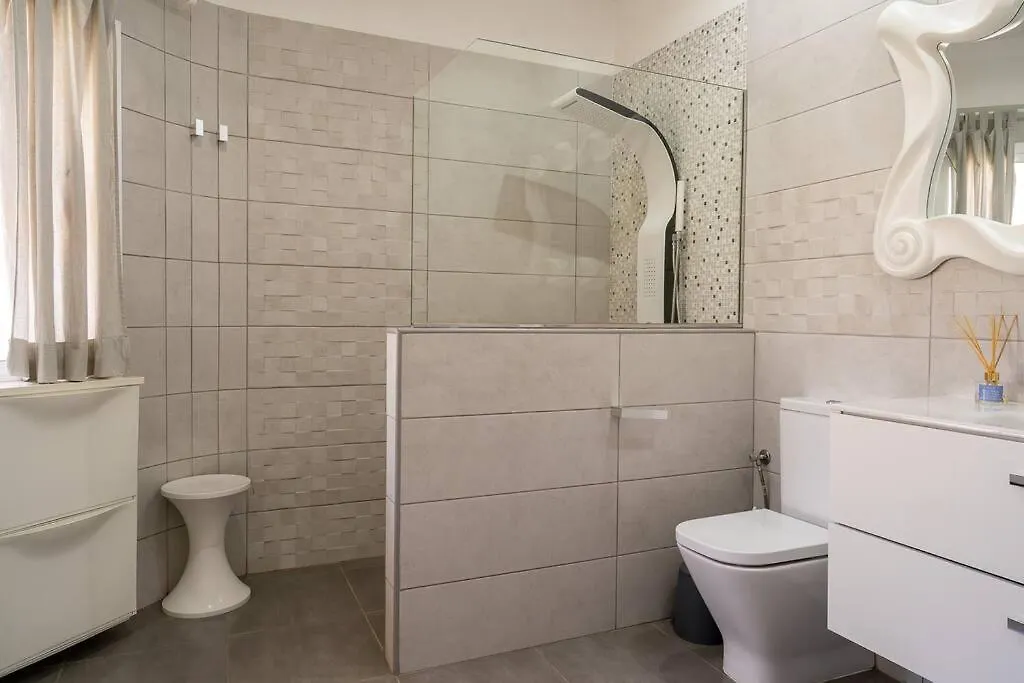 Apartment In Front Of The Ocean Los Cristianos   Los Cristianos (Tenerife)