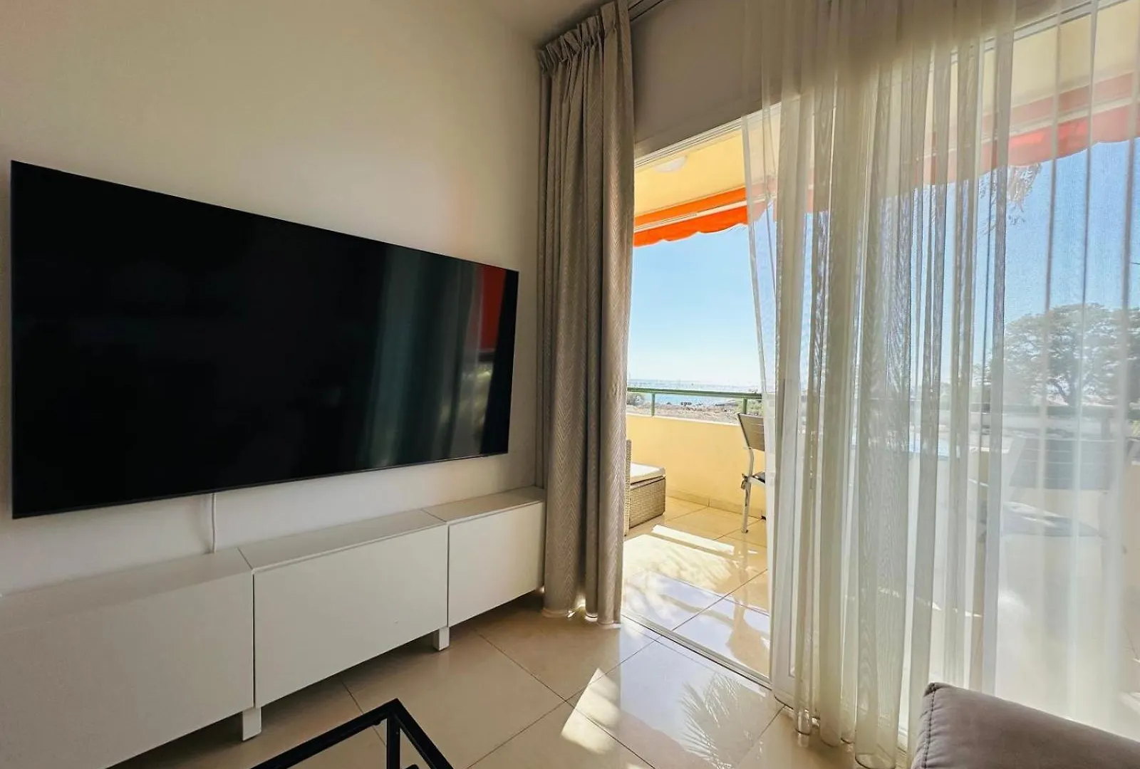 Apartment In Front Of The Ocean Los Cristianos   Los Cristianos (Tenerife)